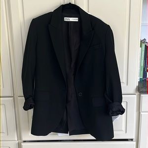 ZARA • black oversized blazer • XS